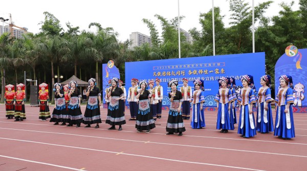 该校举行团结进步宣传月活动.jpg